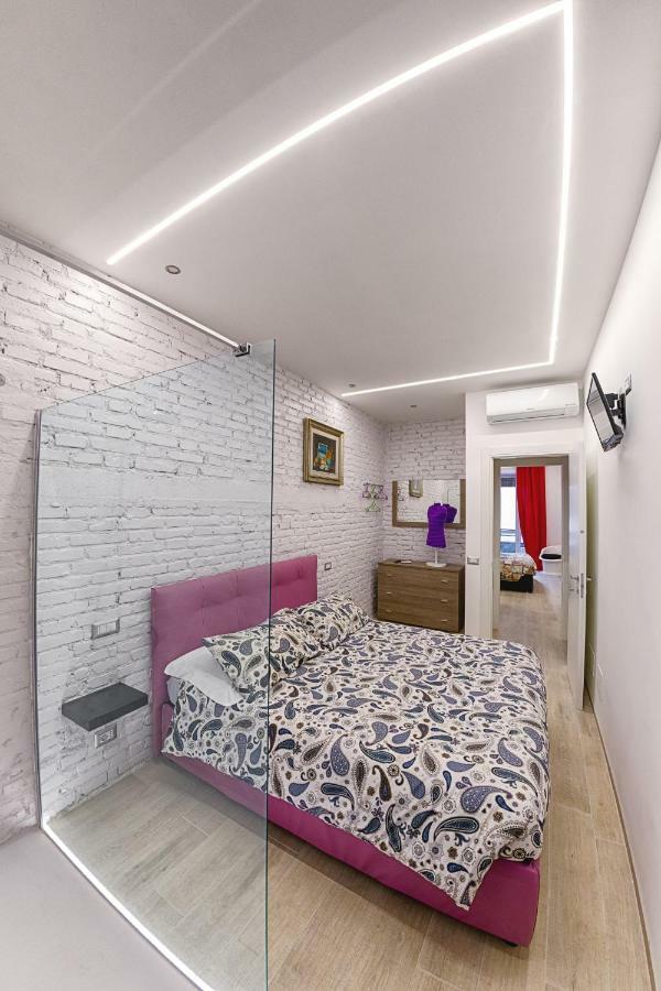 Modern Apartment Near Colosseum ローマ エクステリア 写真