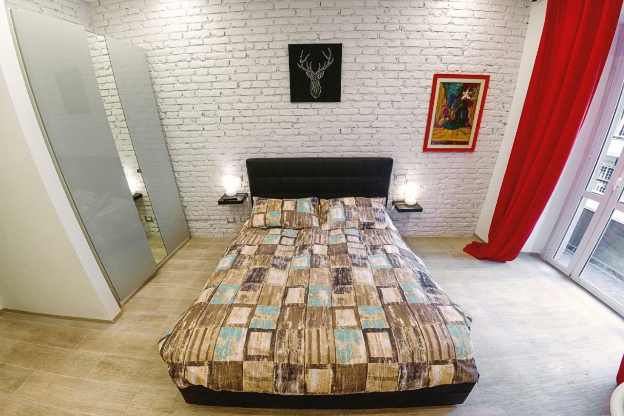 Modern Apartment Near Colosseum ローマ エクステリア 写真